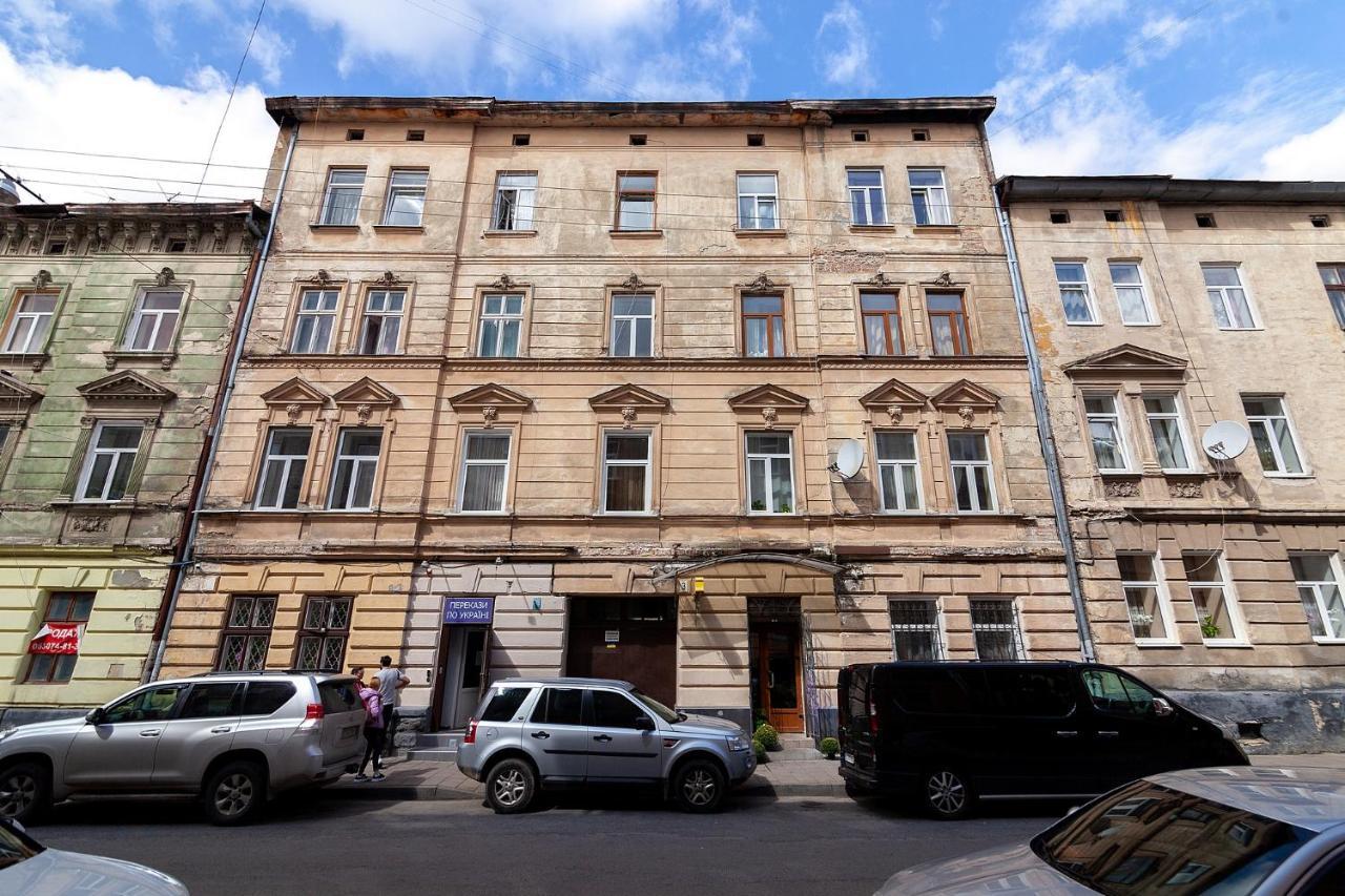 Apartment On Tamanska - Вулиця Дарії Гусяк Лвив Екстериор снимка